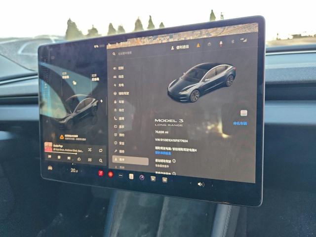 Tesla Model 3 Image 7