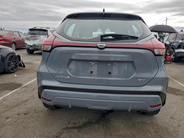 Nissan Kicks Sv Image 13