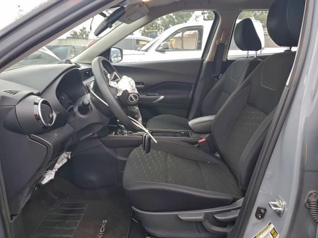 Nissan Kicks Sv Image 10