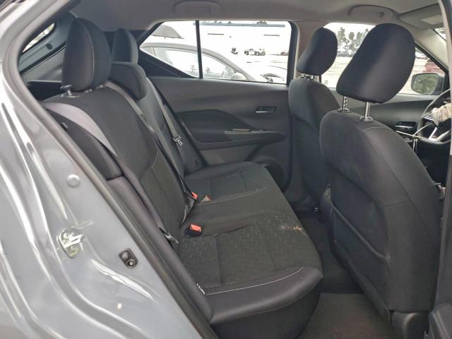 Nissan Kicks Sv Image 5