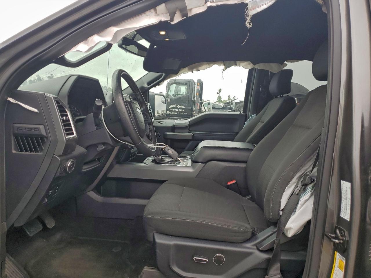 Ford F-150 Supercrew Image 9