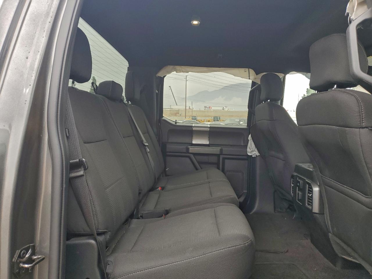 Ford F-150 Supercrew Image 2