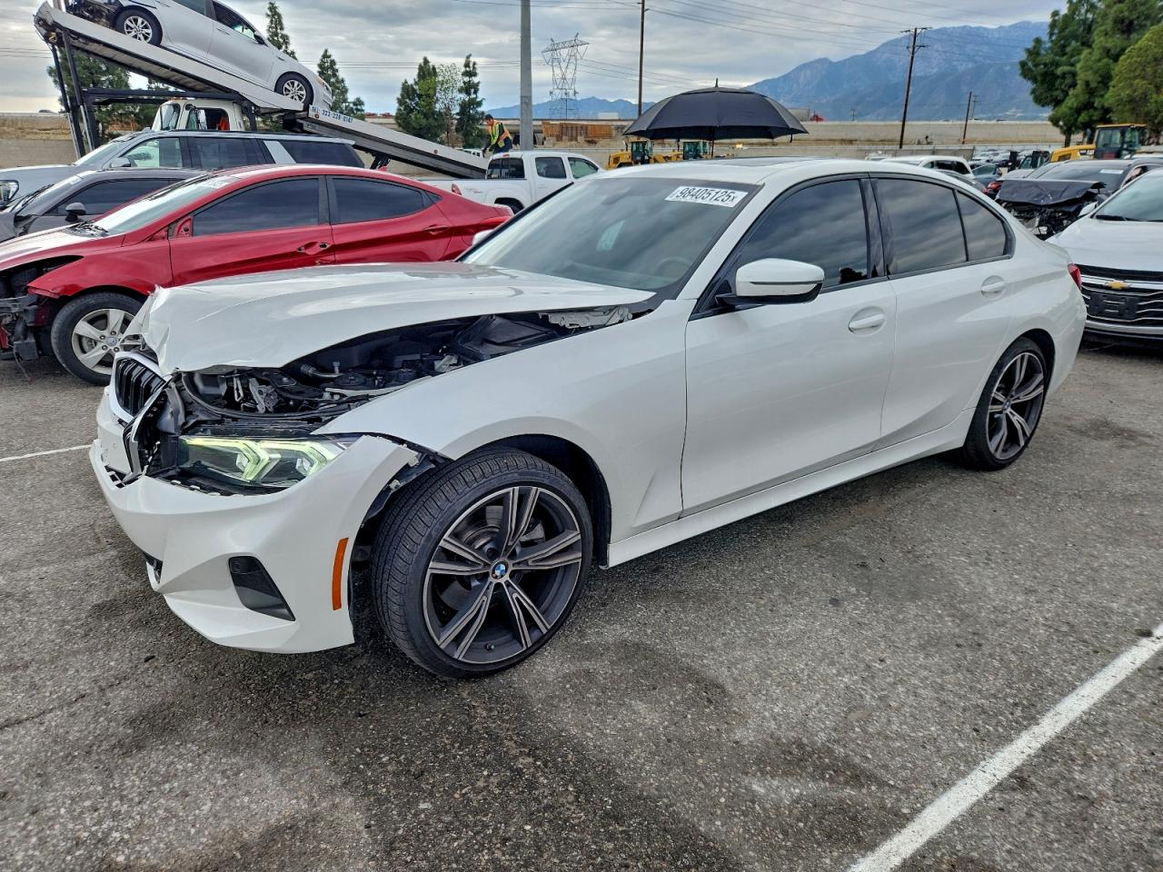 BMW 3 Series Image 1