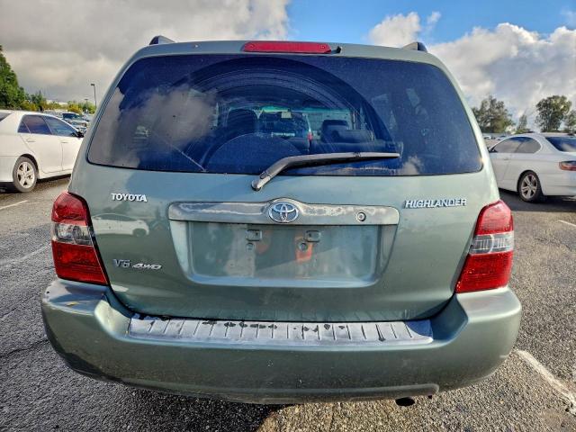 Toyota Highlander Image 8