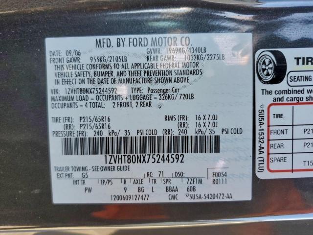 Ford Mustang Image 12