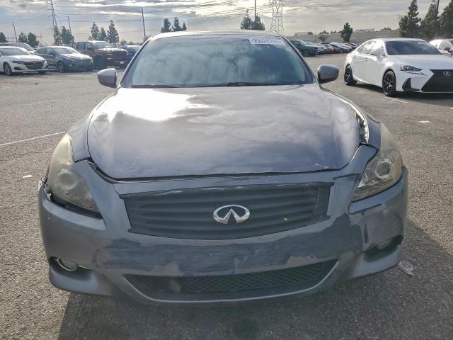 INFINITI G37 Image 3
