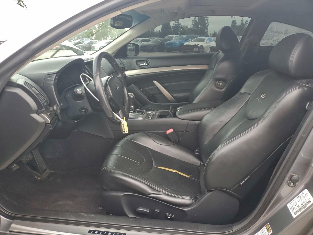 INFINITI G37 Image 6
