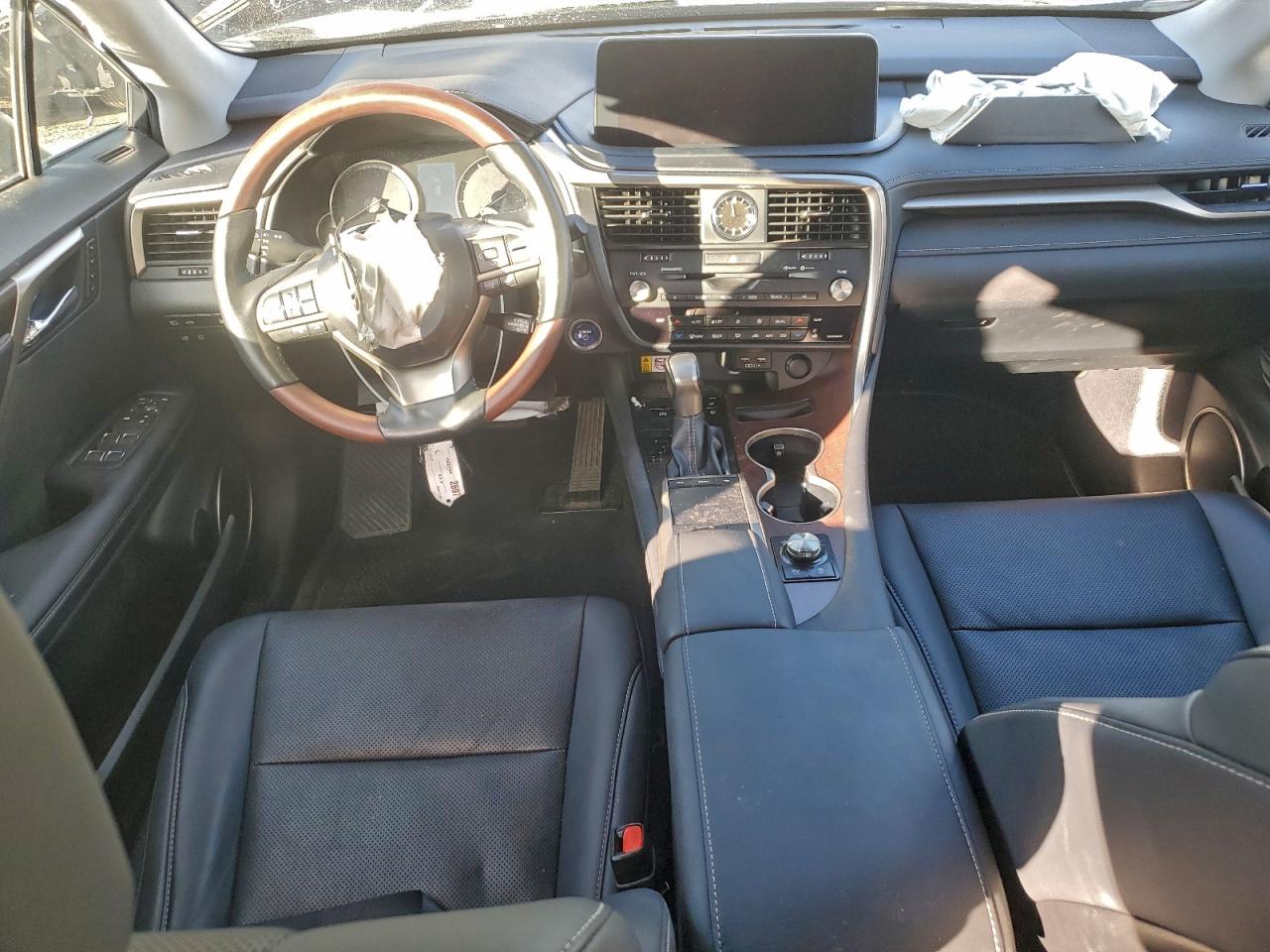 Lexus RX 450h Image 12