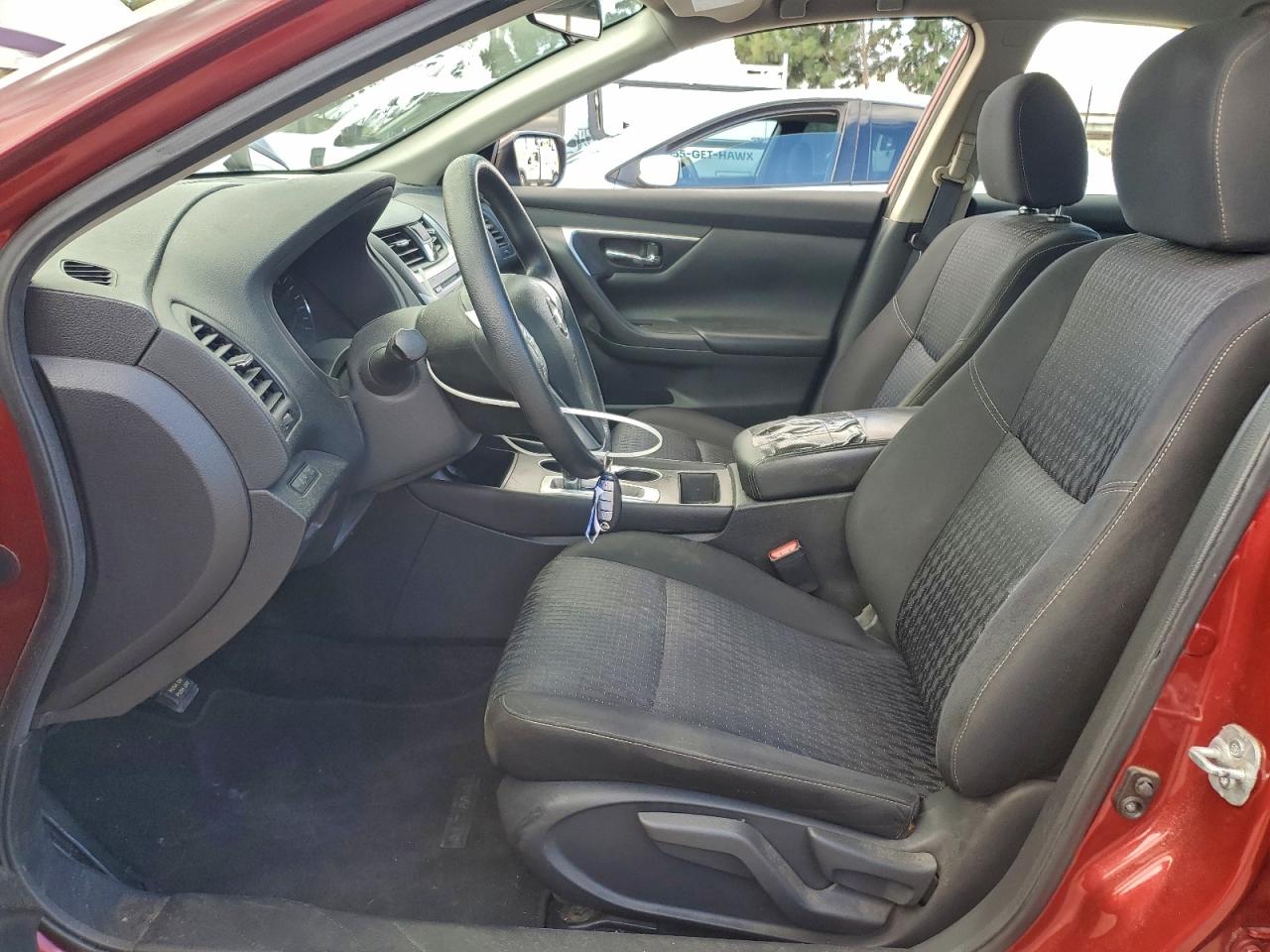 Nissan Altima 2.5 Image 11
