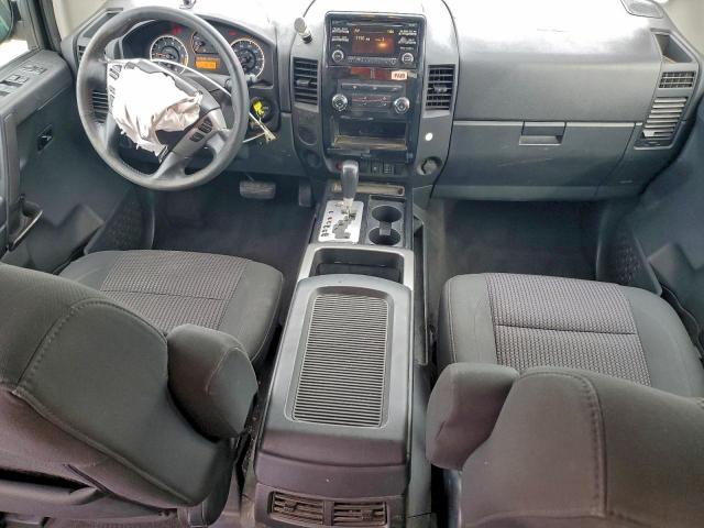 Nissan Titan S Image 12