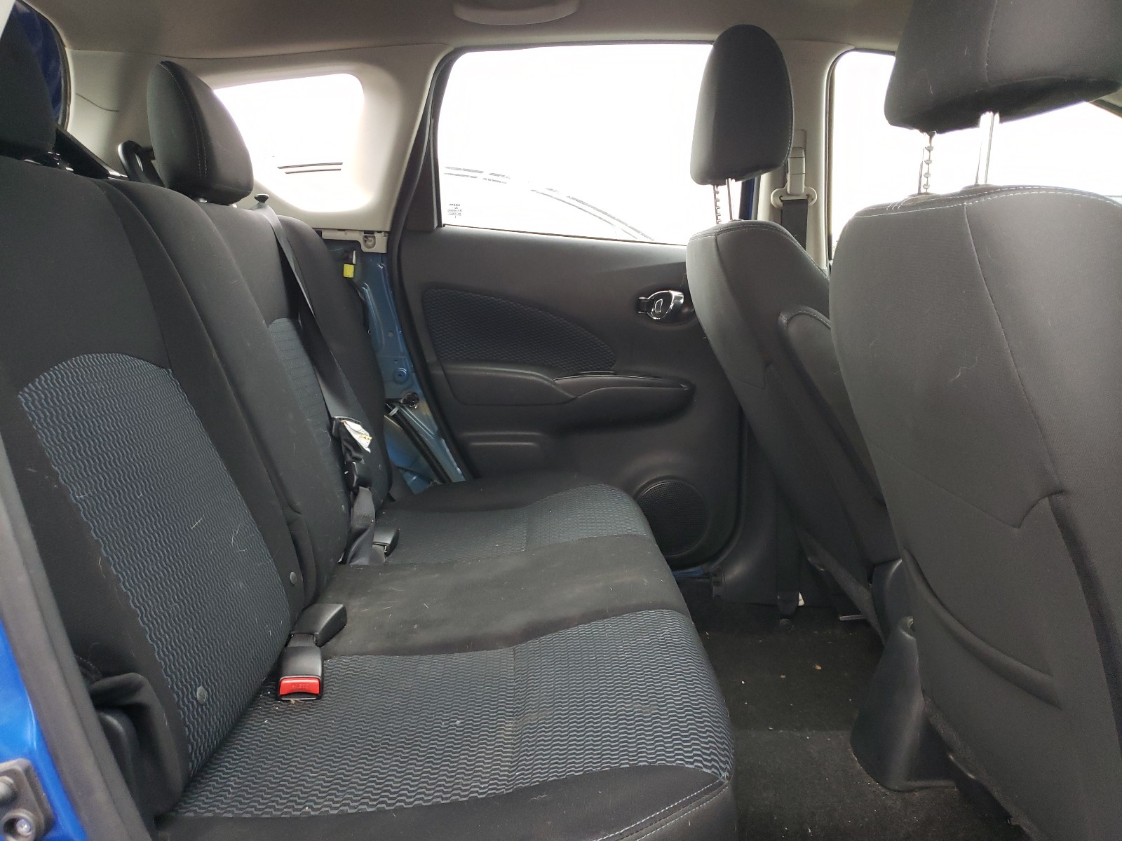 Nissan Versa S Image 4