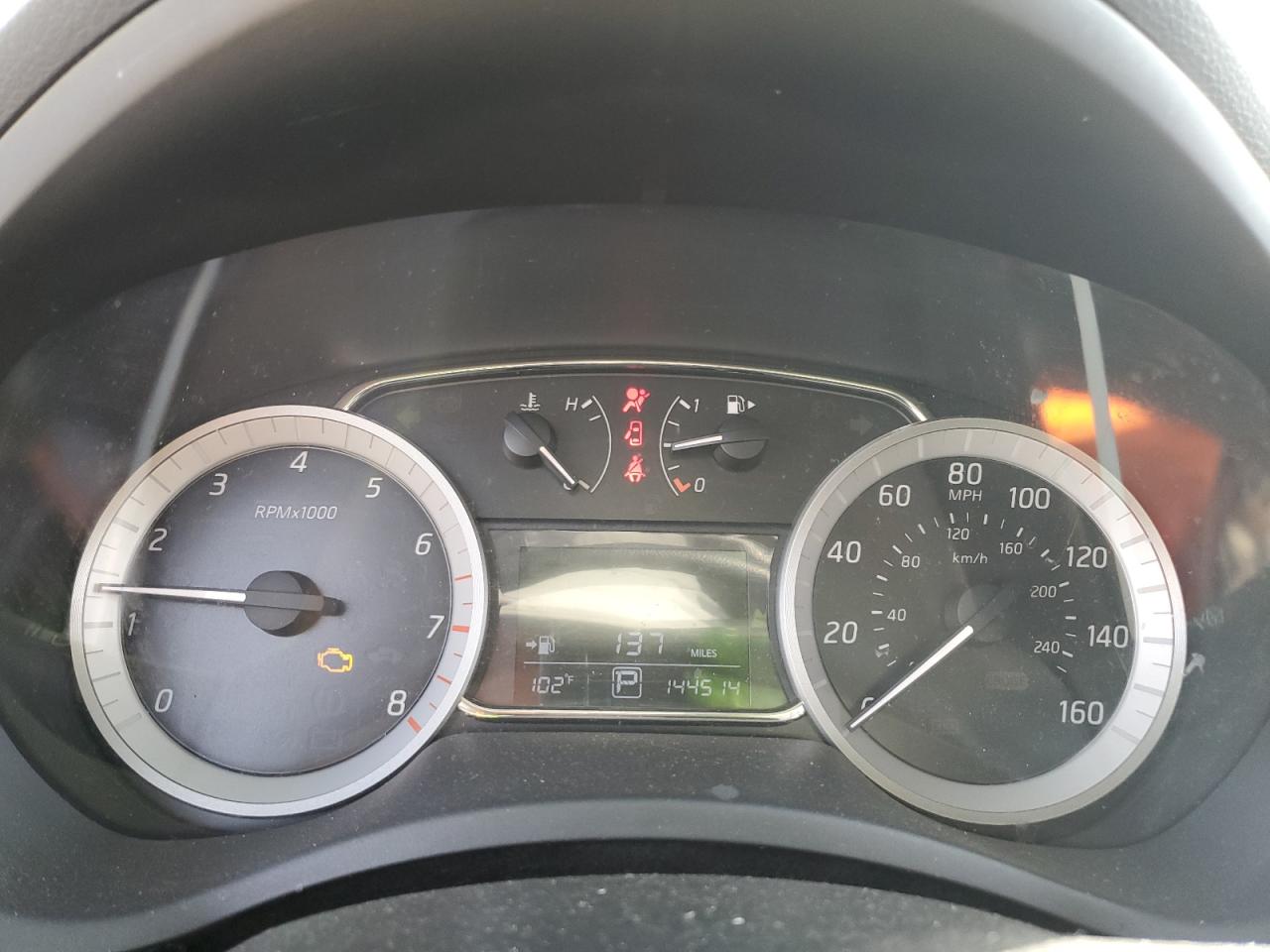 Nissan Sentra S Image 3