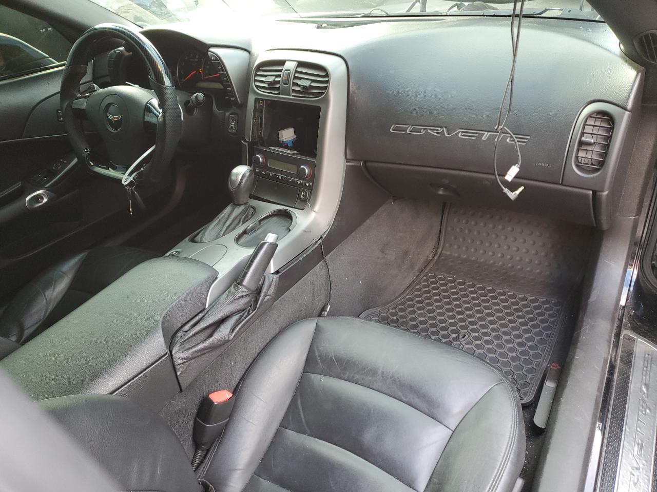 Chevrolet Corvette Image 6