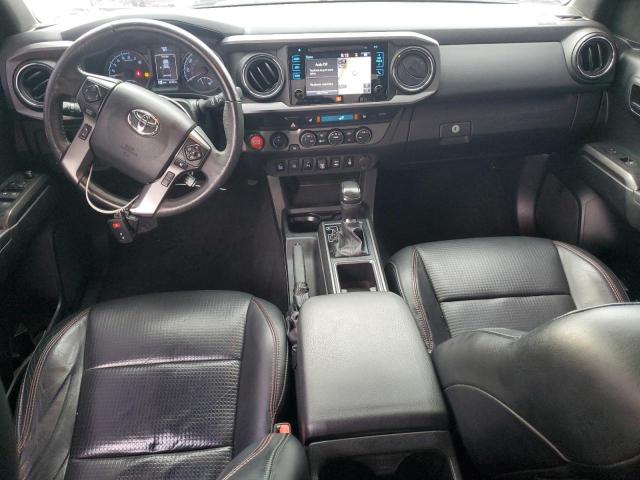 Toyota Tacoma Double Cab Image 3