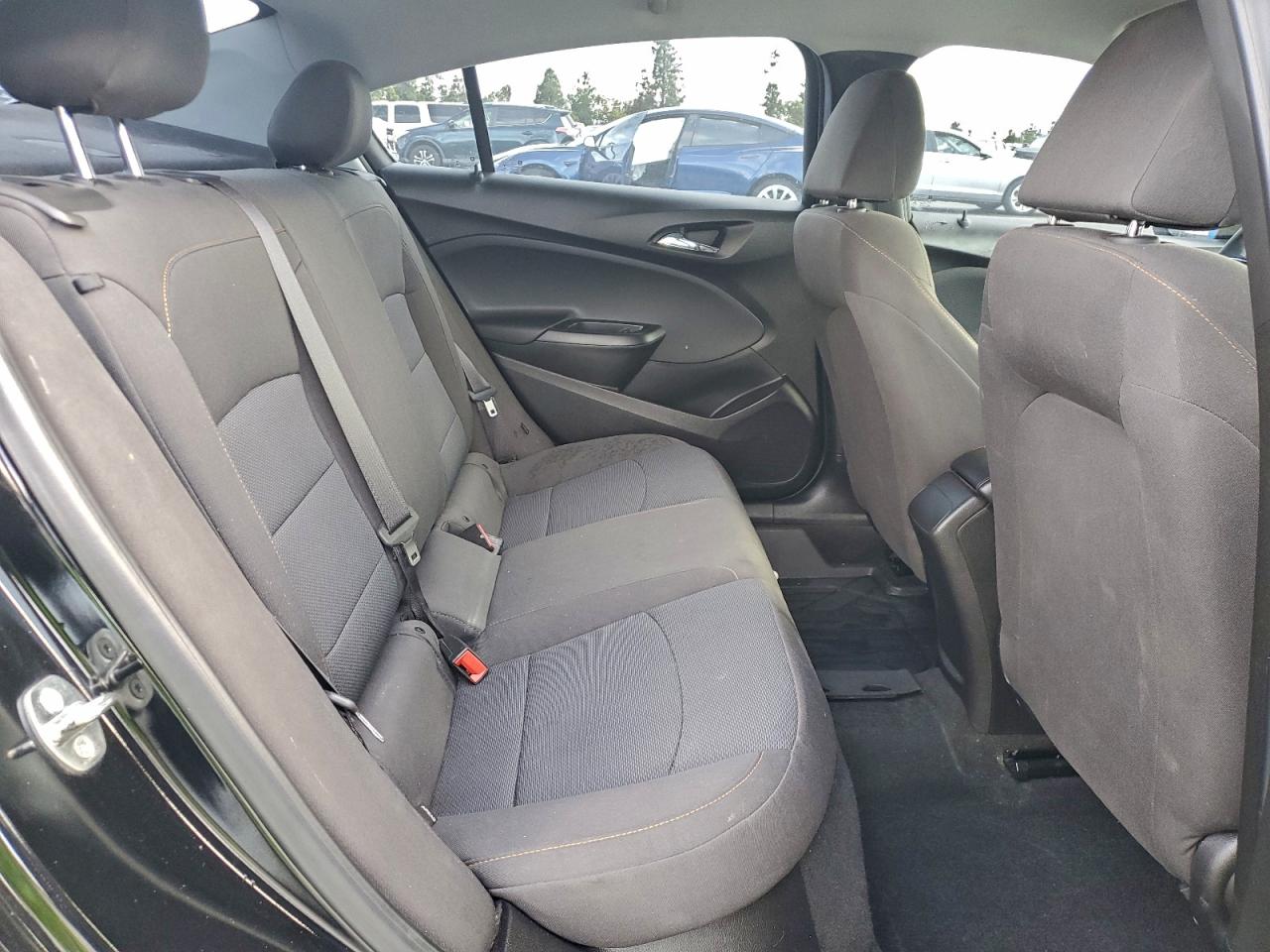 Chevrolet Cruze Ls Image 9