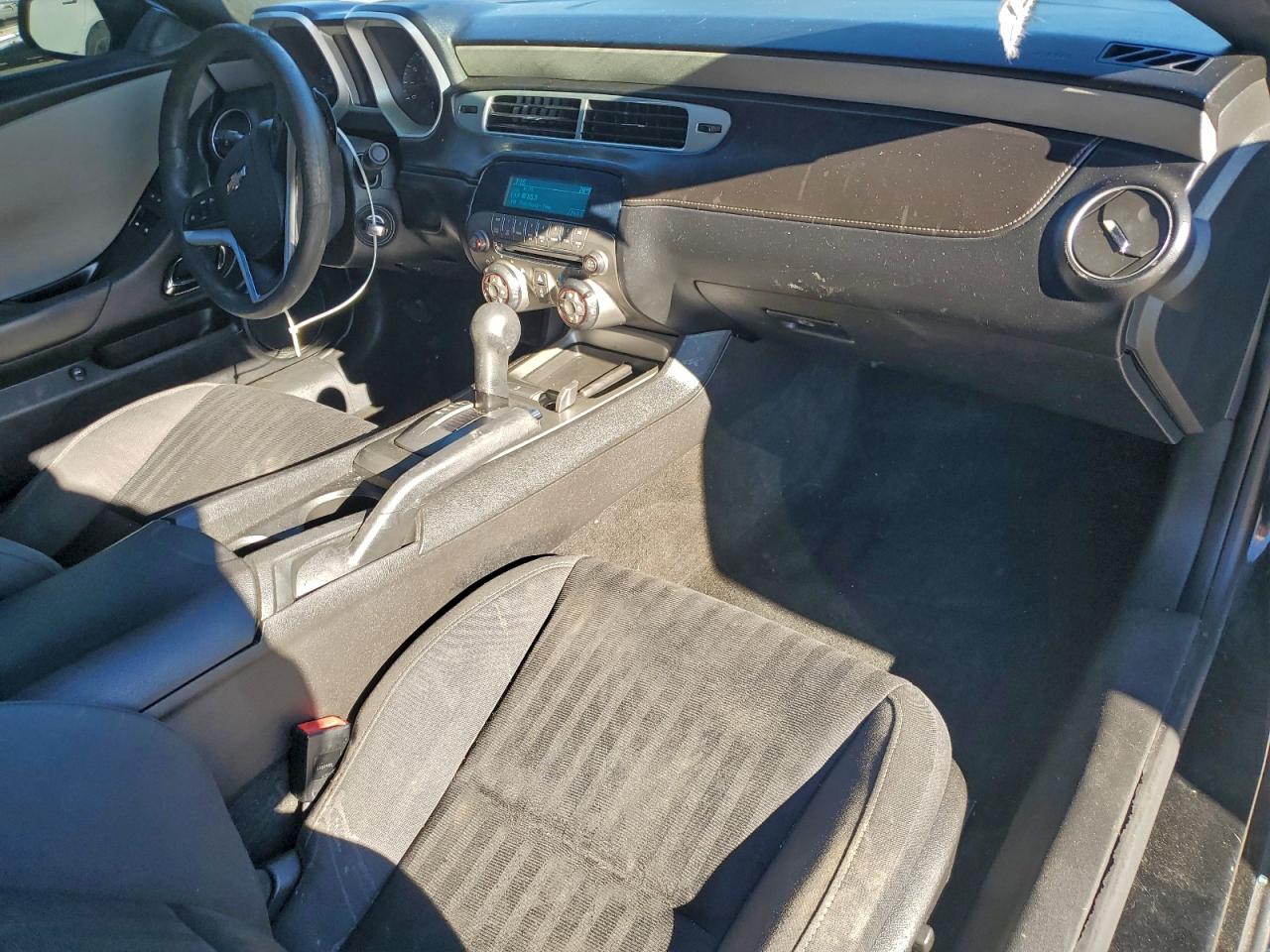 Chevrolet Camaro Ls Image 7