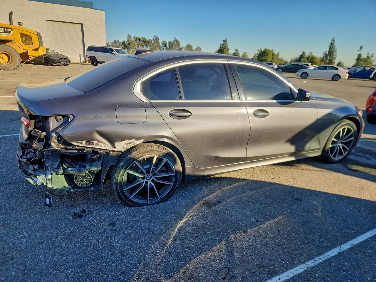 BMW 3 Series Image 2