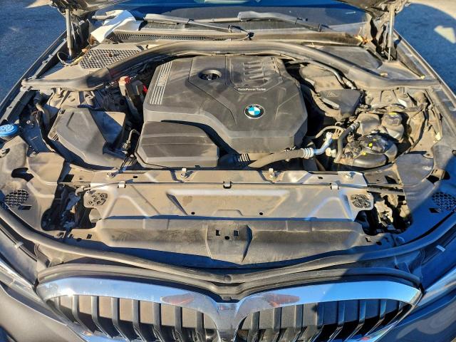 BMW 3 Series Image 9