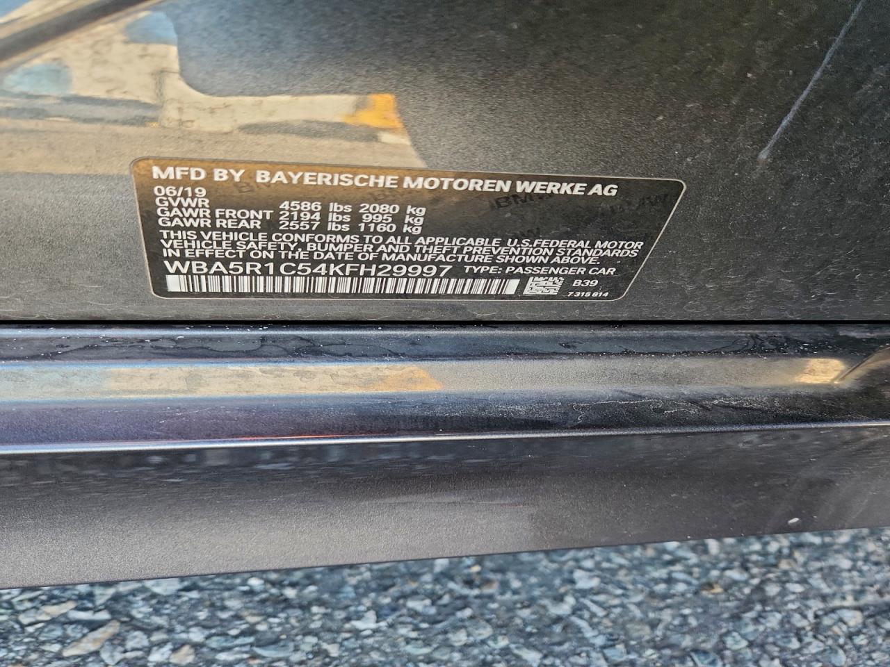 BMW 3 Series Image 11