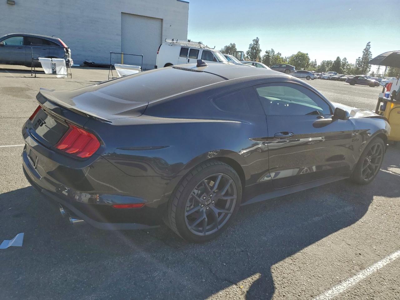 Ford Mustang Gt Image 3