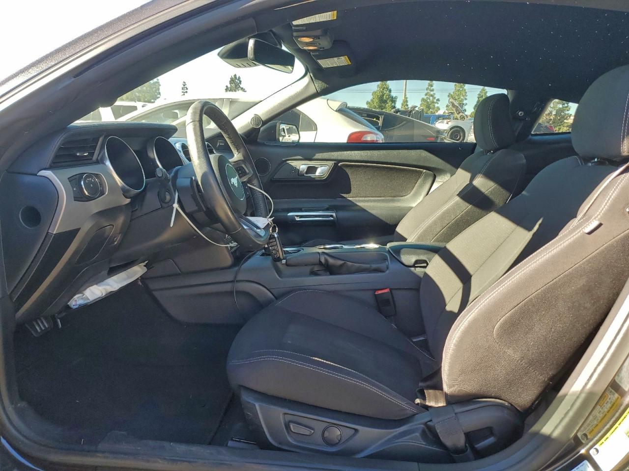 Ford Mustang Gt Image 7