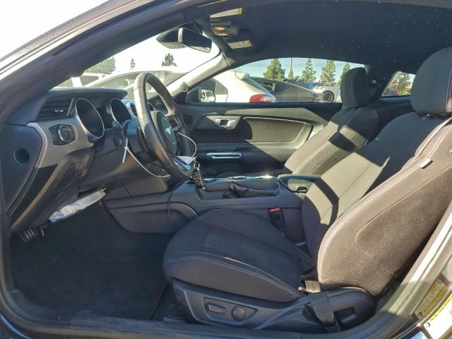 Ford Mustang Gt Image 7