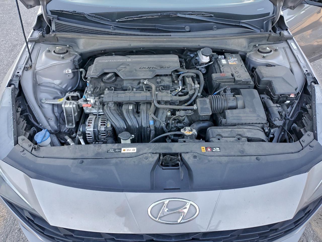Hyundai ELANTRA Se Image 9