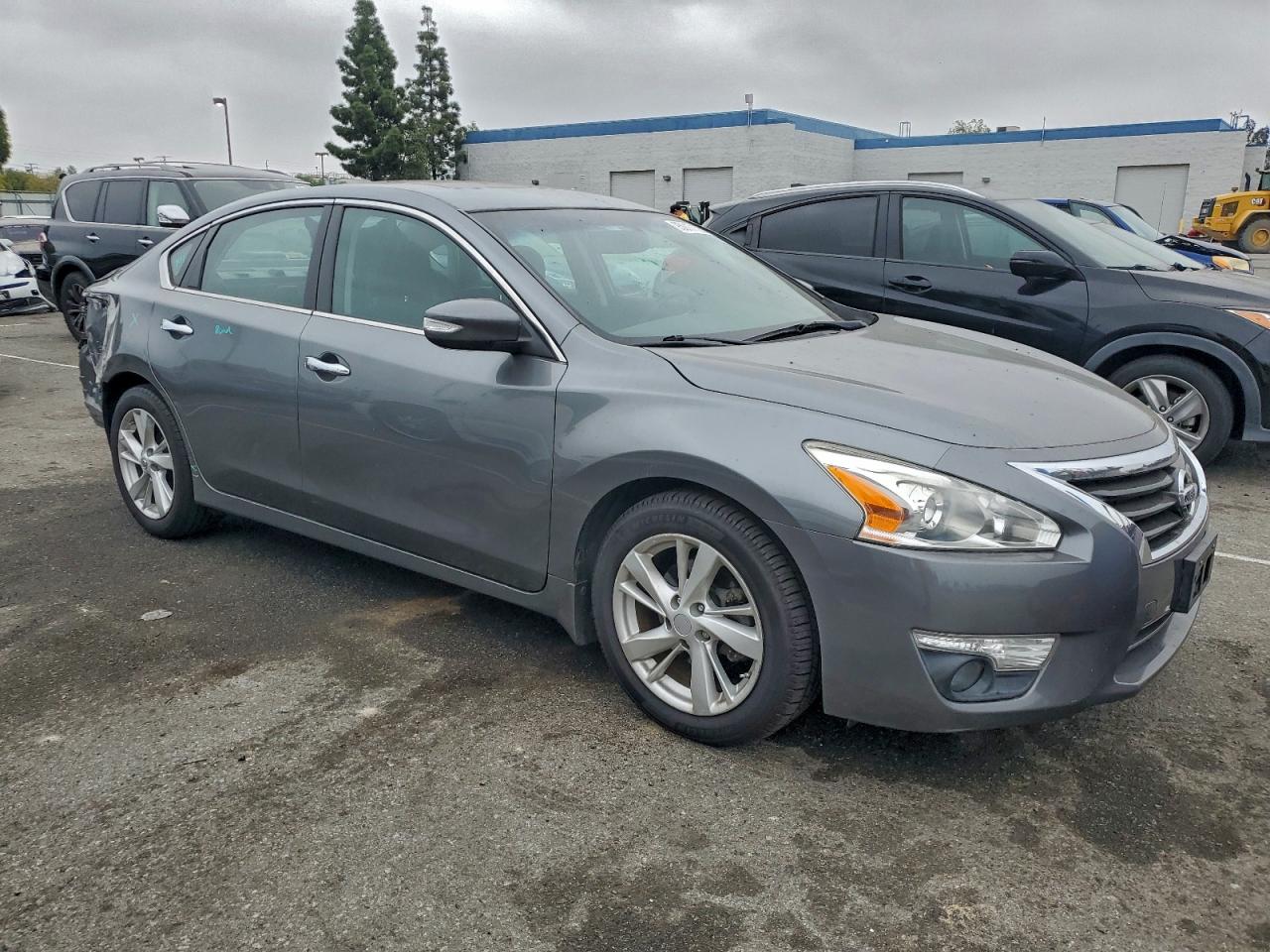 Nissan Altima 2.5 Image 6