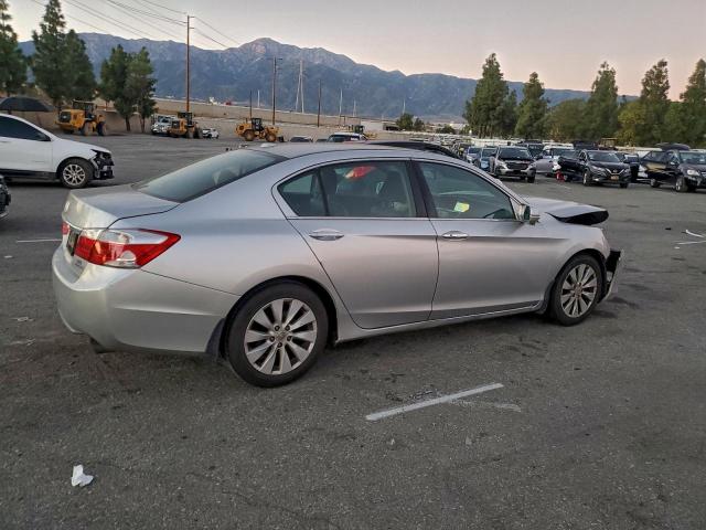 Honda Accord Touring Image 7