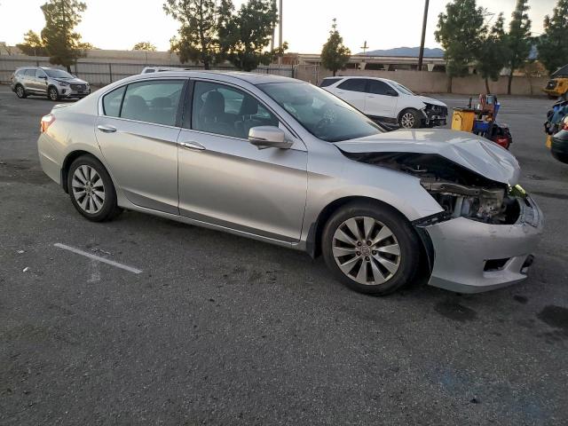 Honda Accord Touring Image 6