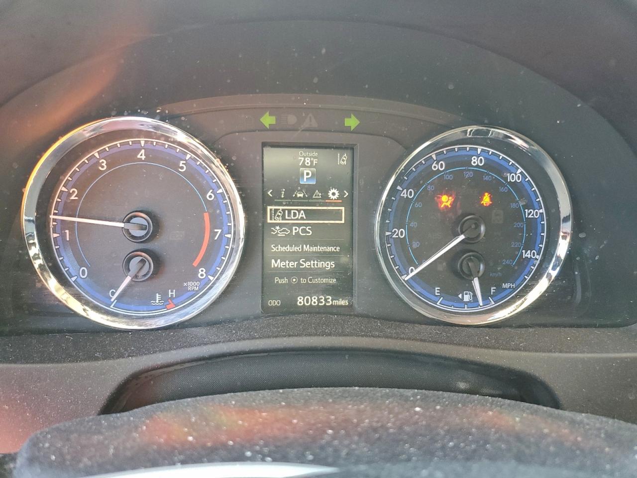 Toyota Corolla L Image 6