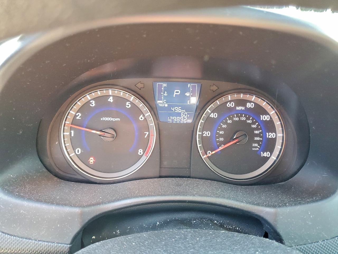 Hyundai ACCENT Se Image 9