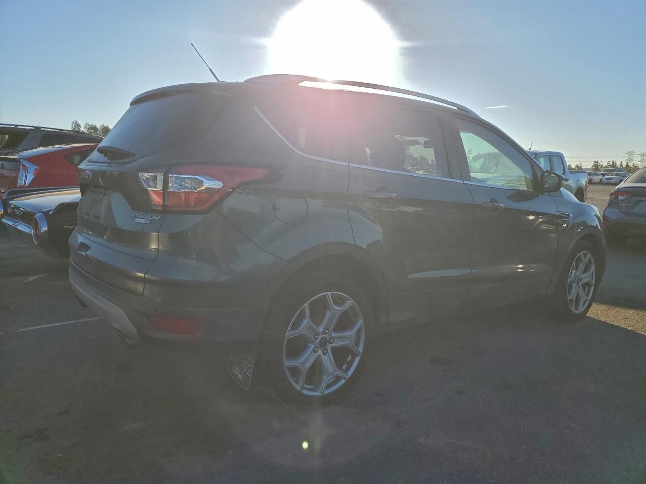 Ford Escape Titanium Image 10
