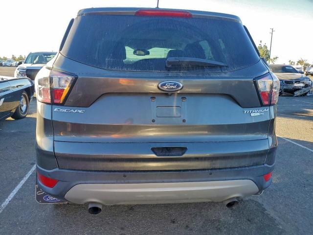 Ford Escape Titanium Image 4