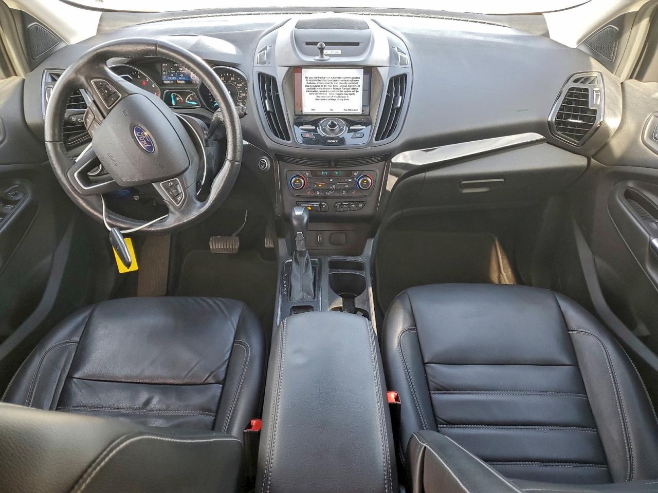 Ford Escape Titanium Image 5