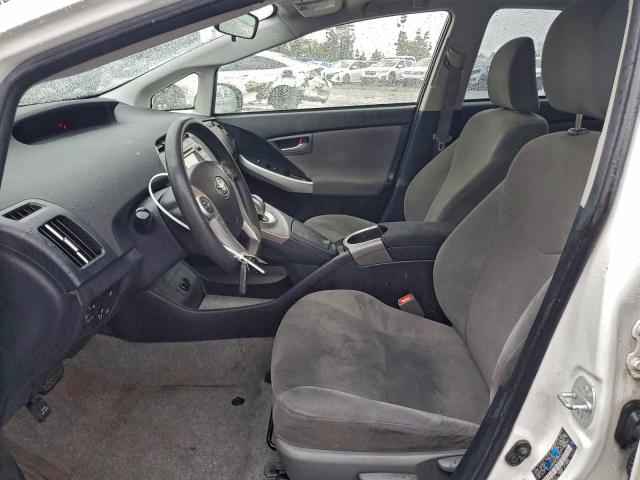 Toyota Prius Image 8