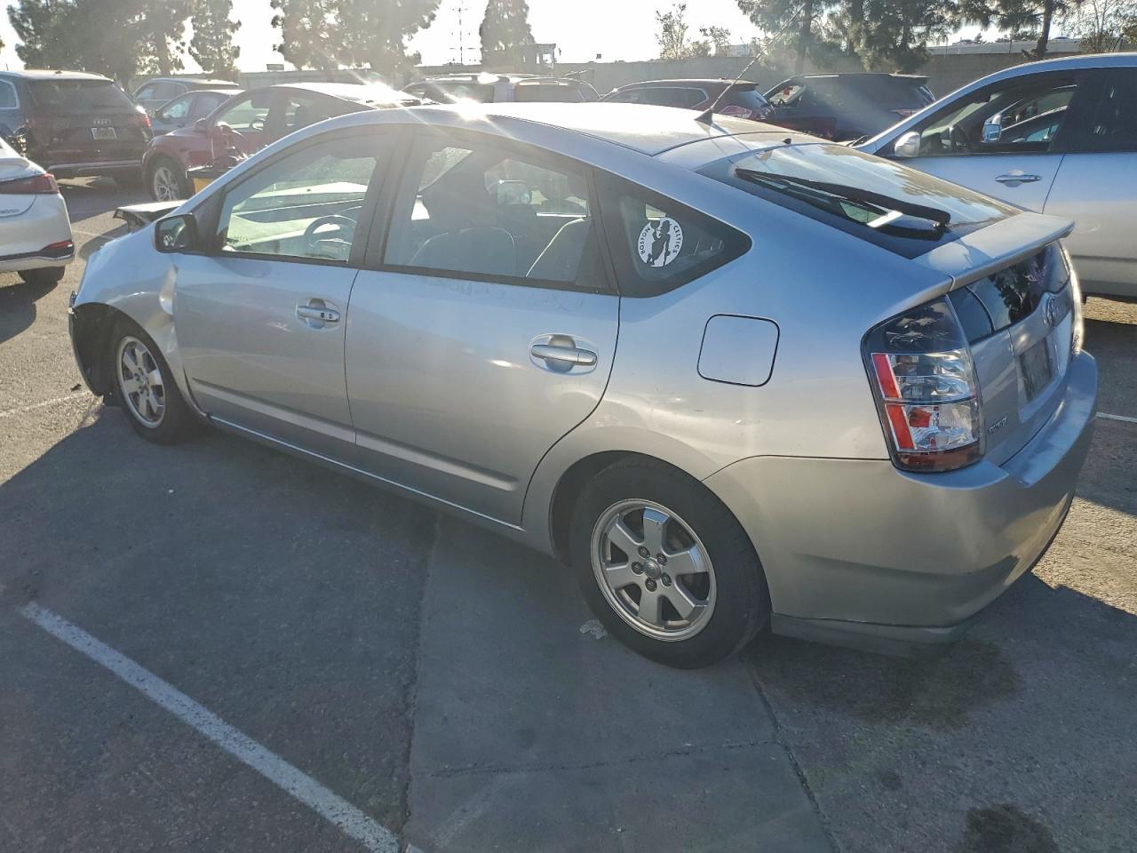 Toyota Prius Image 2