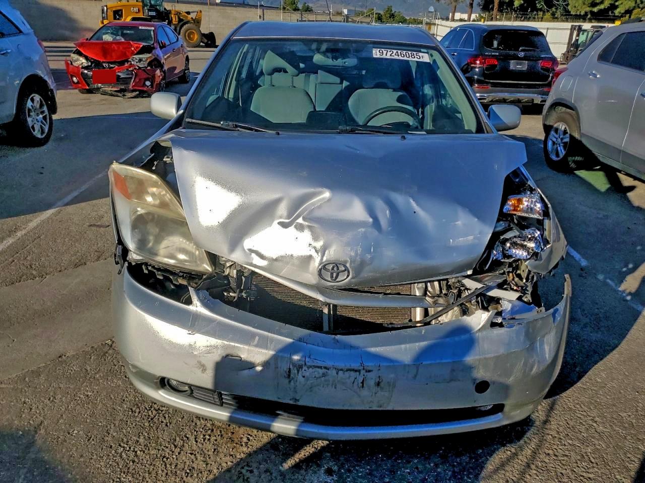 Toyota Prius Image 8