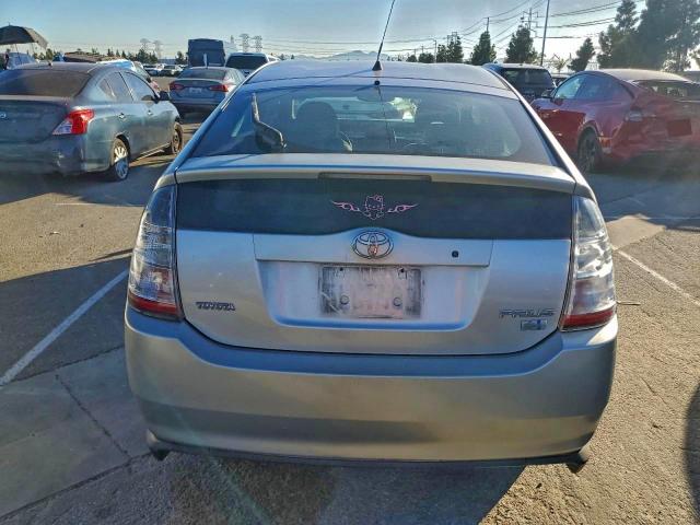 Toyota Prius Image 5