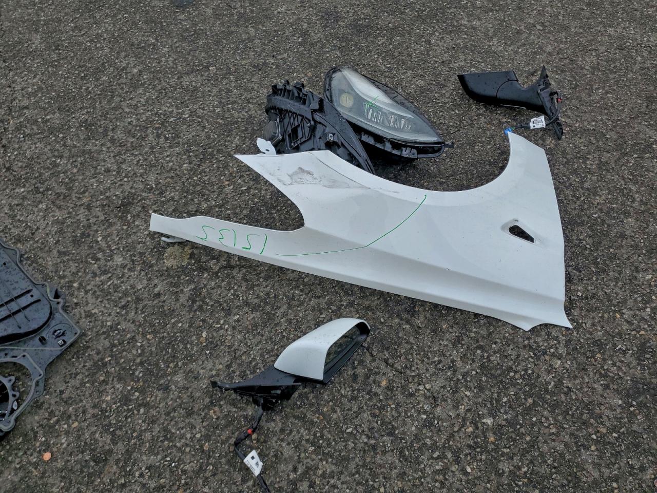 Tesla Model 3 Image 12