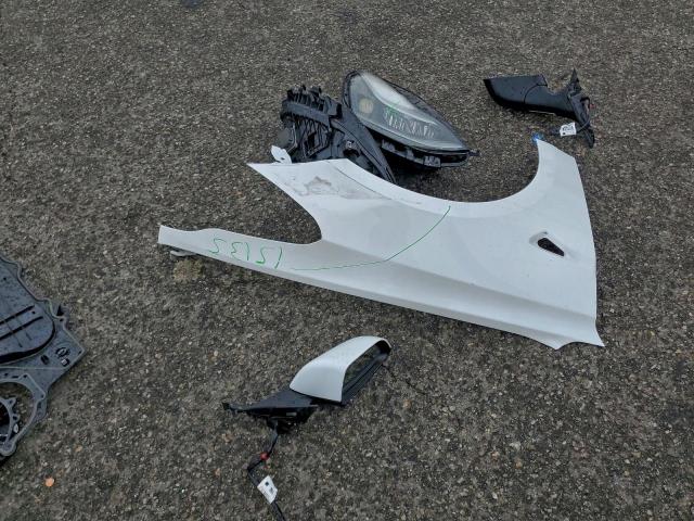 Tesla Model 3 Image 12