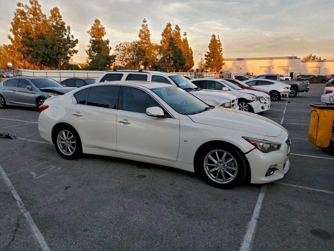 INFINITI Q50 Base Image 4