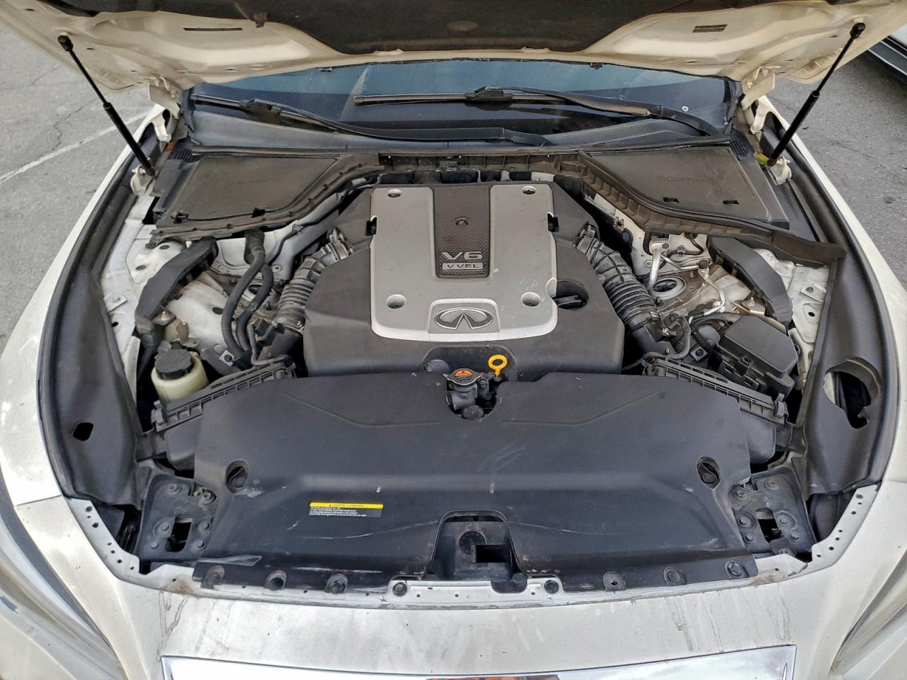 INFINITI Q50 Base Image 13