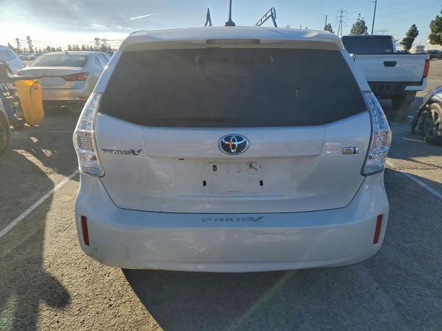 Toyota Prius Image 6