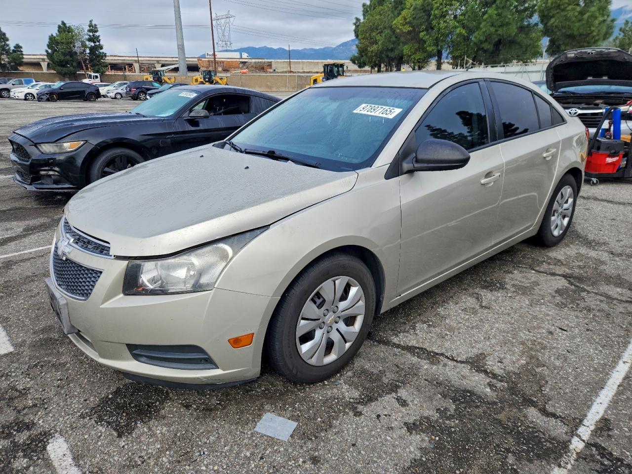 Chevrolet Cruze Ls Image 1