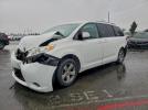 Toyota Sienna Le Image 1