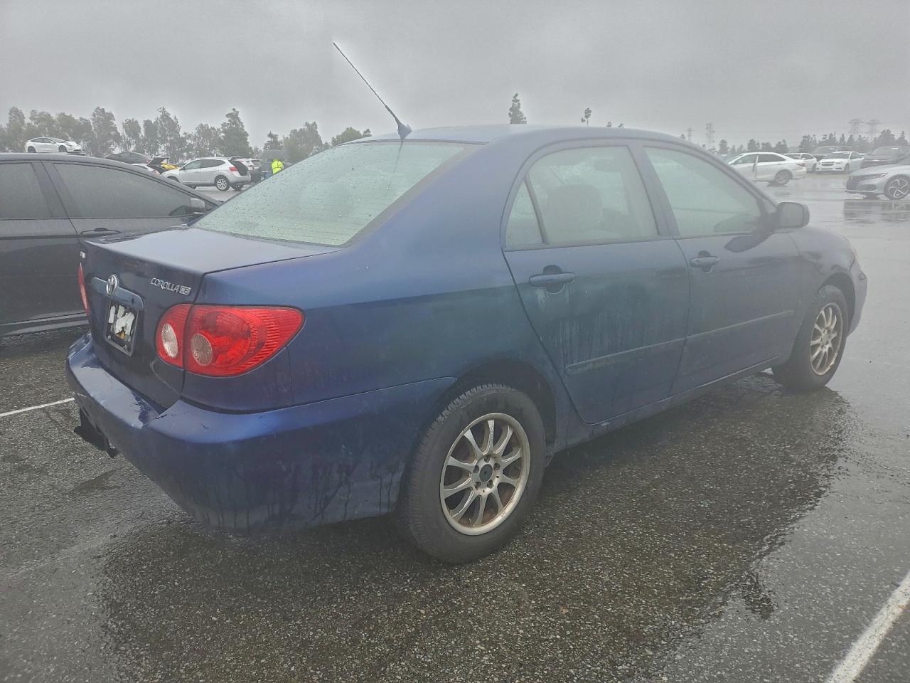 Toyota Corolla Ce Image 12