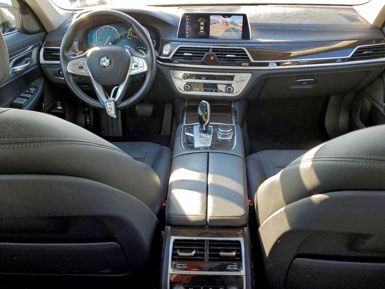 BMW 7 Series I Image 2