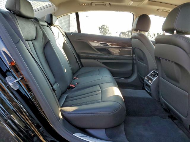 BMW 7 Series I Image 12