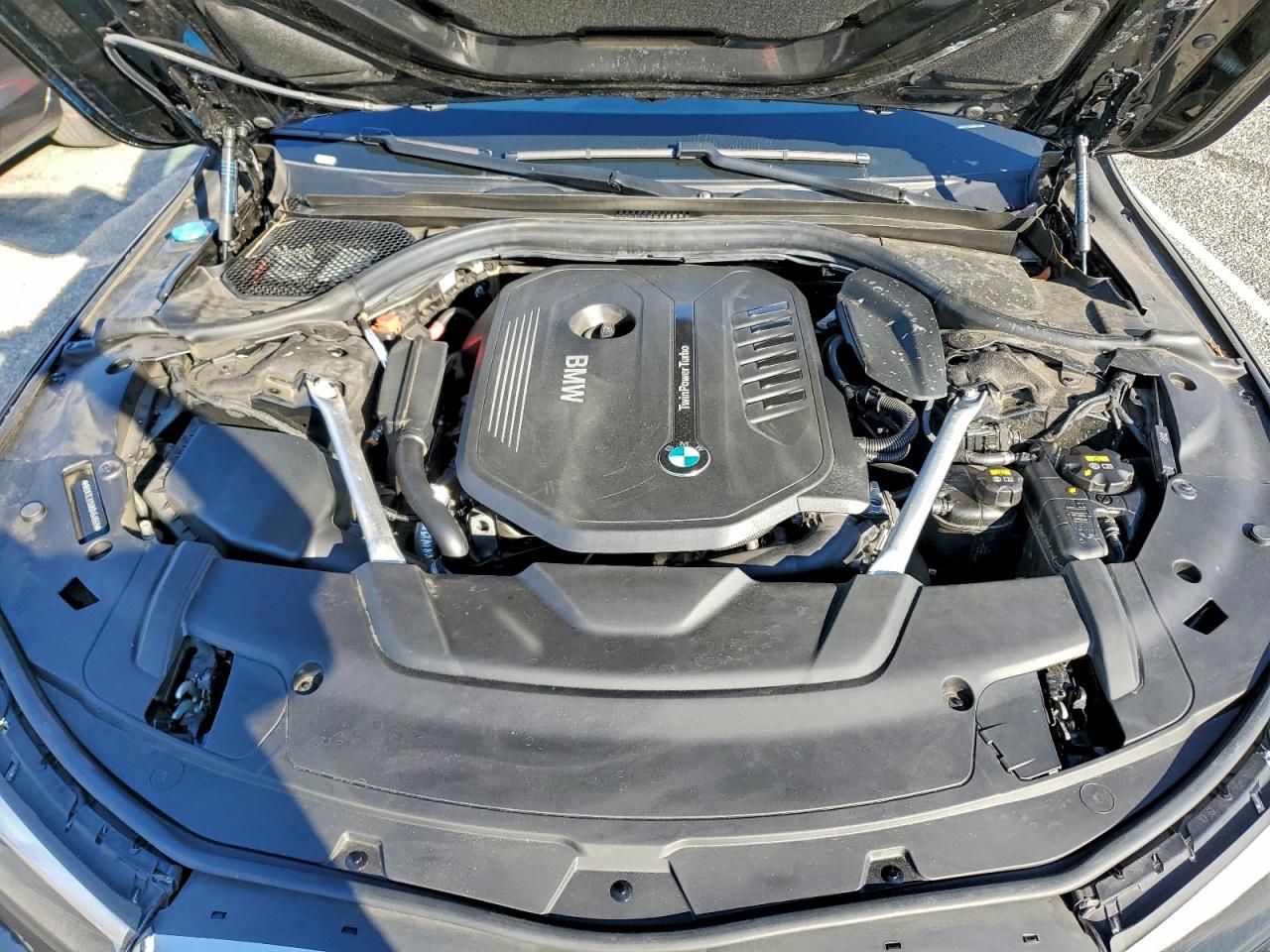 BMW 7 Series I Image 11